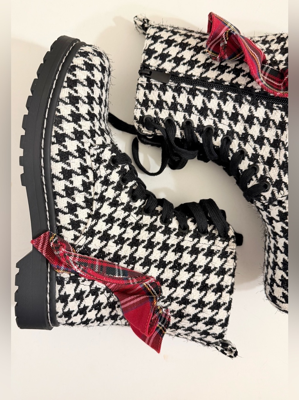 Torrid Betsey Johnson Houndstooth Combat Ruffle Boot (Sz 10 WW) - Picture 4 of 14